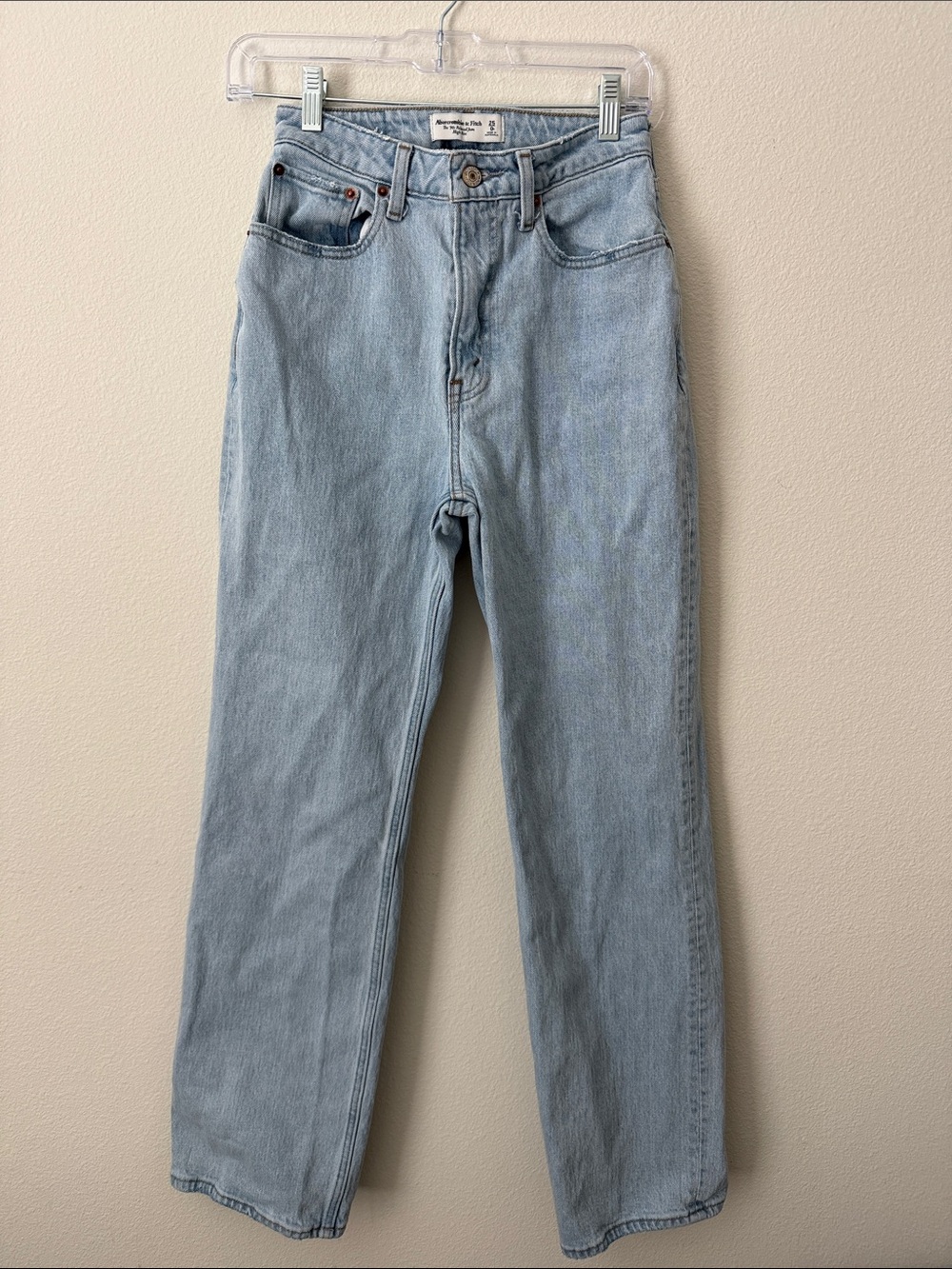 Abercrombie 90s high rise relaxed jeans curve love